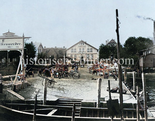 Fähranleger Hamburg Altenwerder - Fährhaus und Handkarren.