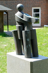 Heiligenhafen ist eine Kleinstadt im Kreis Ostholstein, Schleswig-Holstein;  Metall-Skulptur Reiter.