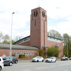 Bilder aus  Kiel - Landeshauptstadt von Schleswig-Holstein;  katholische Kirche St. Joseph am Ostring.