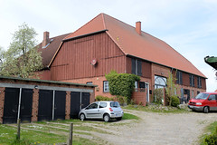 Pülsen ist ein Ort in der Gemeinde Köhn im Kreis Plön in Schleswig-Holstein; Scheune zum Wohnhaus umgebaut.