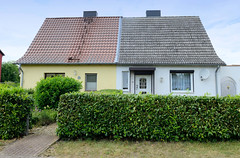 Iden ist ein Ortsteil der gleichnamigen Gemeinde im Landkreis Stendal in Sachsen-Anhalt;   Doppelhaus.