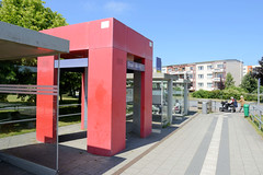 Das Ostseebad   Graal-Müritz   ist eine Gemeinde   im Landkreis Rostock in Mecklenburg-Vorpommern; Bahnhof.