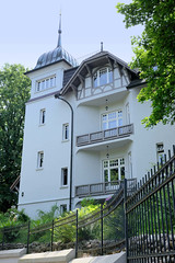 Fotos aus dem Hamburger Stadtteil Bergedorf; Villa in der von Anckeln Straße, erbaut 1906 - Architekt Ernst Hildebrand.