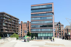 Fotos aus dem Hamburger Stadtteil Hafencity, Bezirk Hamburg Mitte; Gebäude an den Magellan-Terrassen.