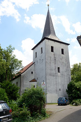 Scheeßel ist eine Ortschaft in der gleichnamigen Gemeinde im Landkreis Rotenburg (Wümme) in Niedersachsen; Sankt Lukas Kirche.