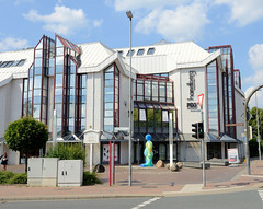 Rotenburg (Wümme) ist eine Stadt und Kreisstadt des gleichnamigen Landkreises  in Niedersachsen;  moderne Architektur / Verwaltungsgebäude an der Mühlenstraße / Gerberstraße.