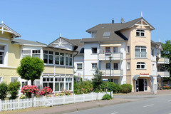 Das Ostseebad   Graal-Müritz   ist eine Gemeinde   im Landkreis Rostock in Mecklenburg-Vorpommern; Hotelarchitektur in Müritz.