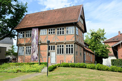 Zeven  ist eine Stadt im Landkreis Rotenburg (Wümme) in Niedersachsen; Fachwerkgebäude Königin Christinenhaus - ehem. Gästehaus des Klosters, jetzt Städtische Galerie.