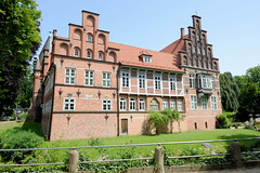 Fotos aus dem Hamburger Stadtteil Bergedorf; Bergedorfer Schloss.