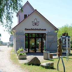 Dändorf   ist ein Ortsteil der Gemeinde Ostseebad  Dierhagen  im Landkreis Vorpommern-Rügen im Bundesland Mecklenburg-Vorpommern; ehem. Feuerwehrgebäude - jetzt Geschichtshaus.