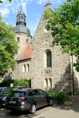 Zeven  ist eine Stadt im Landkreis Rotenburg (Wümme) in Niedersachsen; Klosterkirche St. Viti -  Feldsteinmauerwerk im romanischen Baustil.