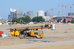 Bilder aus dem Hamburger Stadtteil Kleiner Grasbrook, Bezirk Hamburg Mitte; Areal des ehem. Übersee-Zentrum, die Gebäude sind abgerissen und geben den Blick auf die Hafencity frei.