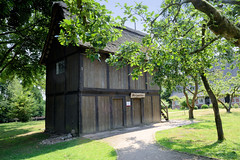Rotenburg (Wümme) ist eine Stadt und Kreisstadt des gleichnamigen Landkreises  in Niedersachsen; Honigspeicher auf dem Gelände vom Heimathaus.
