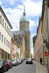 Annaberg-Buchholz ist eine   Kreisstadt im  Erzgebirgskreis in Sachsen; Kirchturm der Sankt Annenkirche - Hallenkirche der Spätgotik, errichtet 1499.