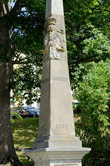 Annaberg-Buchholz ist eine   Kreisstadt im  Erzgebirgskreis in Sachsen; Kursächsische Distanz / Postmeilensäule, ursprünglich 1730 aufgestellt.