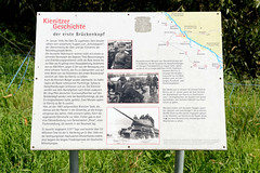 Kienitz ist ein Ort an der Oder im Landkreis Märkisch-Oderland in Brandenburg; Infotafel am ehem. Brückenkopf der sowjetischen Armee.