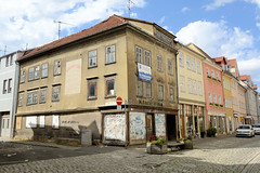 Arnstadt, auch als Bachstadt Arnstadt bezeichnet, ist eine Kreisstadt in  Thüringen; Geschäftshäuser in der Rosenstraße, teilw. Leerstand.