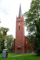 Reitwein ist ein Ort und gleichnamige Gemeinde im Landkreis Märkisch-Oderland im Bundesland Brandenburg; Kirchturm der Stüler-Kirche.
