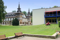 Alexisbad   ist ein Stadtteil der Stadt Harzgerode im Landkreis Harz in Sachsen-Anhalt;  historisches Logishaus, Neubau.