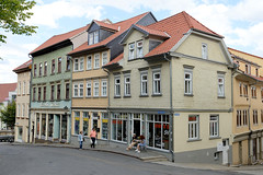 Arnstadt, auch als Bachstadt Arnstadt bezeichnet, ist eine Kreisstadt in  Thüringen; Wohnhäuser mit Schindelfassade.