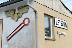 Die Stadt und gleichnamige Gemeinde Letschin   liegt im Oderbruch im Landkreis Märkisch-Oderland im Bundesland Brandenburg; Bahnmuseum.