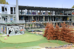 Fotos von der ehem. Golf Lounge in Hamburg Rothenburgsort am Billwerder Neuer Deich.