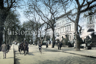 Historische Ansichten von Berlin; Bellevuestraße mit Pferdefuhrwerk und Radfahrer.