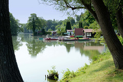 Bootsvermietung am Lychener Zenssee  -  Fotos von der Stadt Lychen im Landkreis Uckermark in Brandenburg.