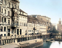 Lastkahn am Ufer der Spree, Pferdefuhrwerke in der Burgstraße (ca. 1890) - historische Motive von Berlin.