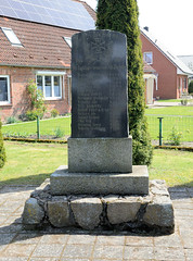 Weltkriegsdenkmal - Fotos von Alt Zachun,  Gemeinde im Landkreis Ludwigslust-Parchim in  Mecklenburg-Vorpommern.