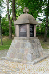 Weltkriegsdenkmal   - Fotos vom Ostseebad Koserow auf der Insel Usedom, Landkreis Vorpommern Greifswald im Bundesland Mecklenburg-Vorpommern.