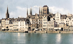 Altes Bild von Danzig, Blick über die Mottlau - Kaianlagen und Türme der Stadt (ca. 1920).