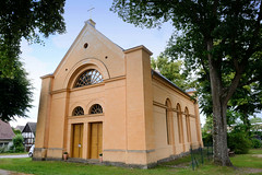 Klassizistische Dorfkirche mit Einfluss von  Karl Friedrich Schinkel  - Fotos aus Annenwalde,  Gemeindeteil im Ortsteil Densow der Stadt Templin im Landkreis Uckermark in Brandenburg.