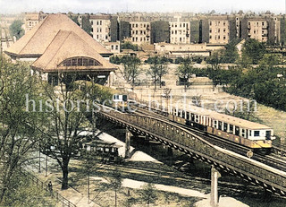 Hochbahnstrecke am Schürbeker Bogen, Bahnhof Mundsburg - historisches Foto aus dem Hambuger Stadtteil Uhlenhorst, Bezirk Hamburg-Nord.