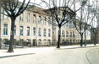 Krankenhaus  in der Lohmühlenstraße  - historisches Foto aus dem Hambuger Stadtteil St. Georg, Bezirk Hamburg Mitte.